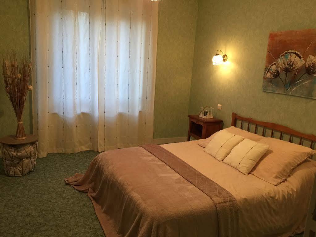 Bed and Breakfast Domaine De Lascaux Montignac-Lascaux Exterior foto